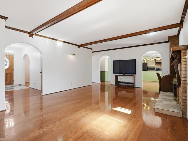 42424 Tessmer Drive, Sterling Heights, MI 48314
