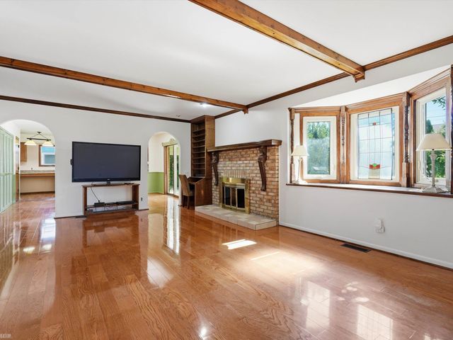 42424 Tessmer Drive, Sterling Heights, MI 48314