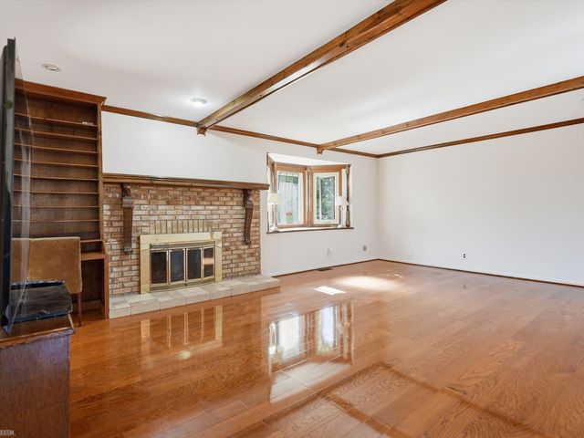 42424 Tessmer Drive, Sterling Heights, MI 48314
