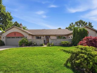 42424 Tessmer Drive, Sterling Heights, MI 48314