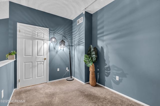 11 Madison Court, Tinton Falls, NJ 07712