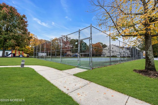 11 Madison Court, Tinton Falls, NJ 07712