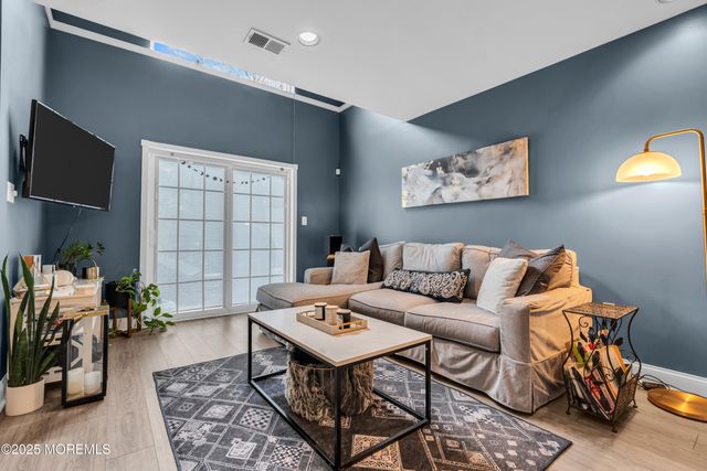 11 Madison Court, Tinton Falls, NJ 07712