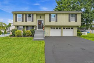 38 Genesee Avenue, Lake Katrine, NY 12449