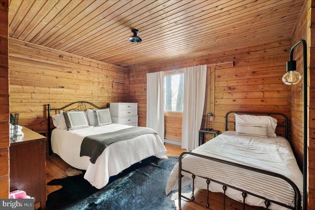 513 STRATON, Basye, VA 22810