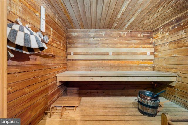 513 STRATON, Basye, VA 22810
