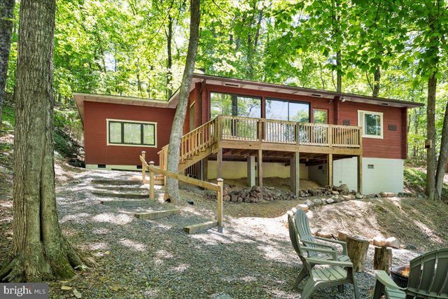 513 STRATON, Basye, VA 22810