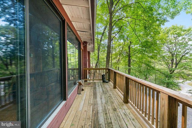 513 STRATON, Basye, VA 22810