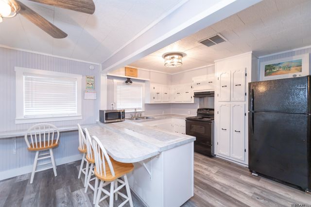 2915 La Highway 1, Grand Isle, LA 70358