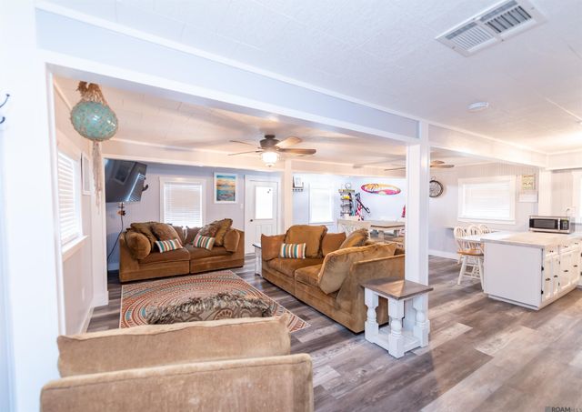 2915 La Highway 1, Grand Isle, LA 70358