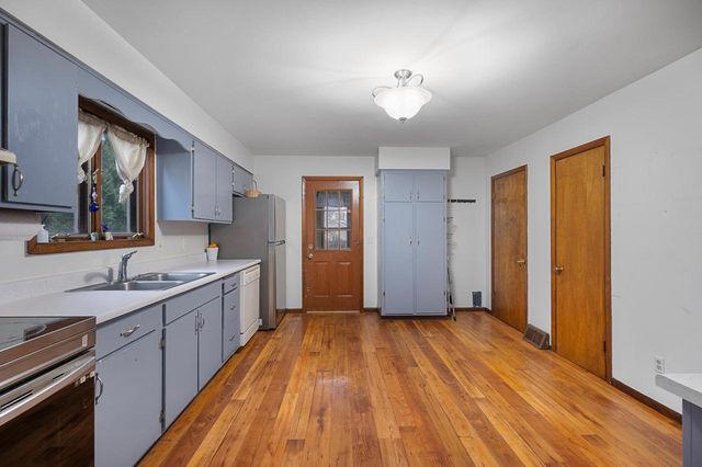 309 4th Street, Beaver Dam, WI 53916