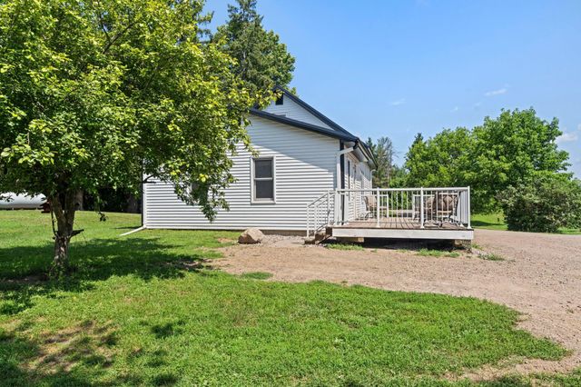 42550 Cedarcrest Trail, Harris, MN 55032