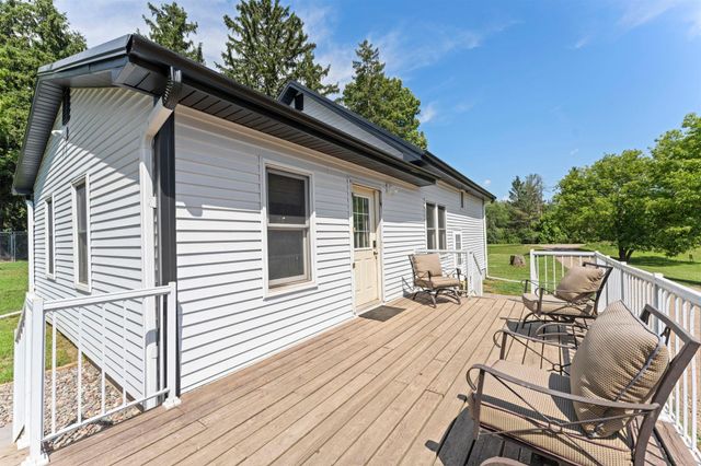 42550 Cedarcrest Trail, Harris, MN 55032
