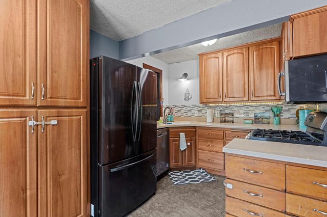 42550 Cedarcrest Trail, Harris, MN 55032