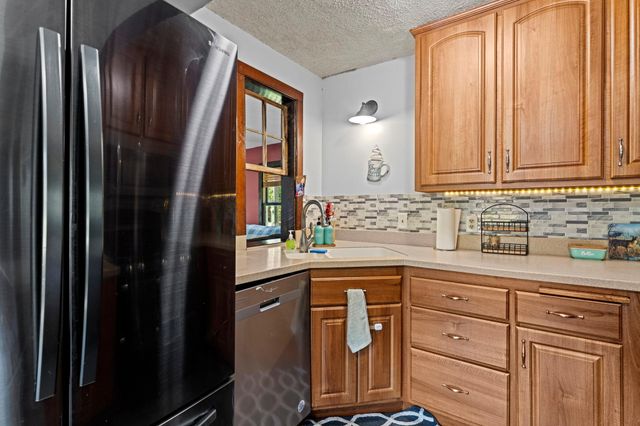 42550 Cedarcrest Trail, Harris, MN 55032