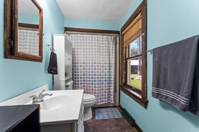 42550 Cedarcrest Trail, Harris, MN 55032