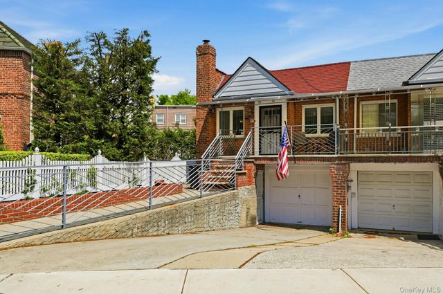 62-41 79th Street, Middle Village, NY 11379