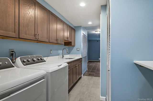 62-41 79th Street, Middle Village, NY 11379