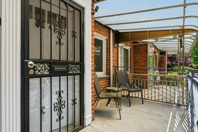 62-41 79th Street, Middle Village, NY 11379