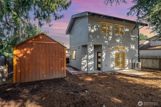 9217 Evanston Avenue N, Seattle, WA 98103