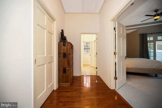 313 INGLESIDE DR, Fredericksburg, VA 22405