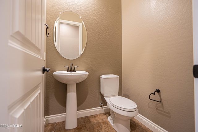 2948 E MAPLEWOOD Street, Gilbert, AZ 85297