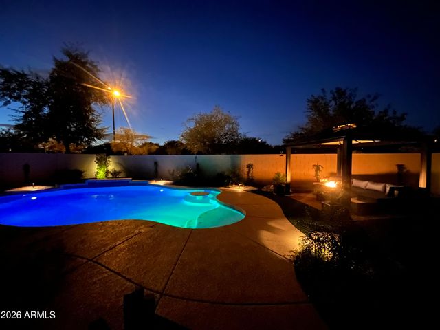 2948 E MAPLEWOOD Street, Gilbert, AZ 85297