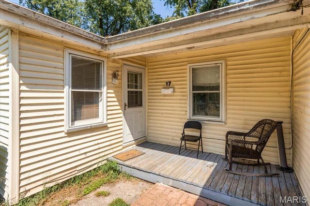 17 Denovion Court, Cahokia, IL 62206