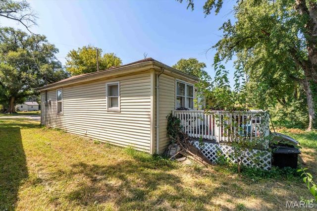 17 Denovion Court, Cahokia, IL 62206