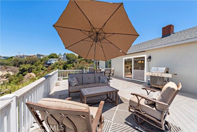 3079 Cresta Way, Laguna Beach, CA 92651