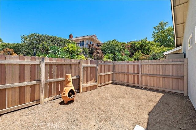 3079 Cresta Way, Laguna Beach, CA 92651