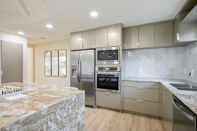 3401 Cross Bend Road, Plano, TX 75023