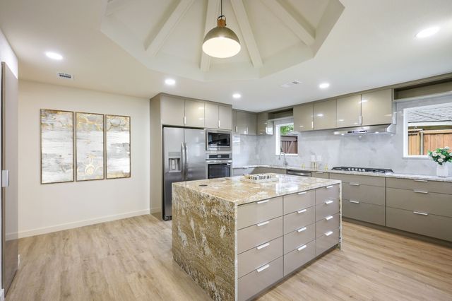 3401 Cross Bend Road, Plano, TX 75023