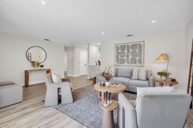 3569 Cambridge Rd, Cameron Park, CA 95682