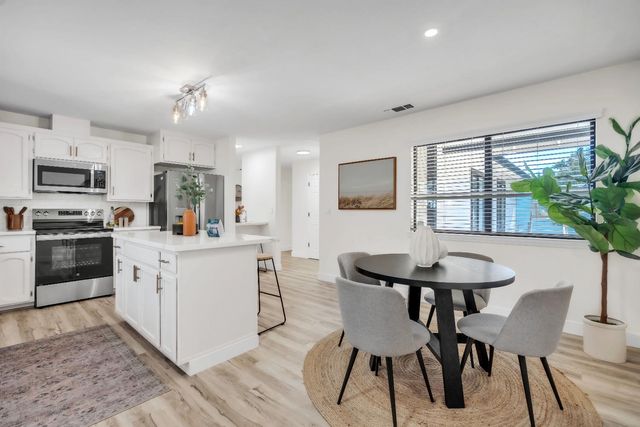 3569 Cambridge Rd, Cameron Park, CA 95682