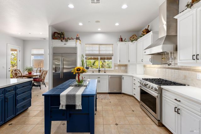 7959 Linda Vista Rd, Vacaville, CA 95688