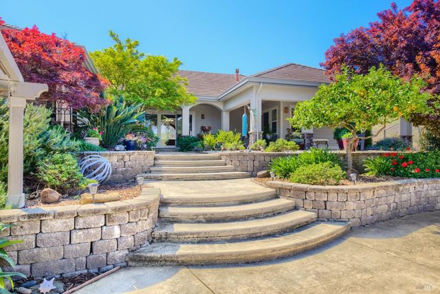 7959 Linda Vista Rd, Vacaville, CA 95688