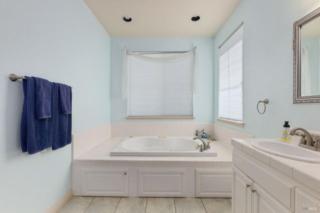 7959 Linda Vista Rd, Vacaville, CA 95688