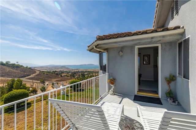 20881 Mandeville, Lake Mathews, CA 92570