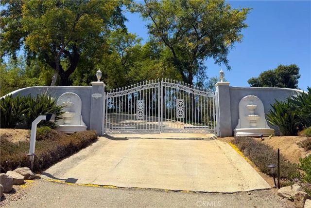 20881 Mandeville, Lake Mathews, CA 92570