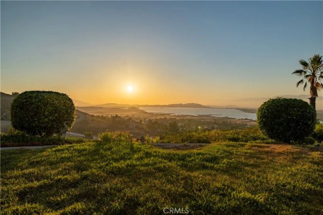 20881 Mandeville, Lake Mathews, CA 92570