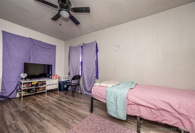 906 B Street NW, Ardmore, OK 73401