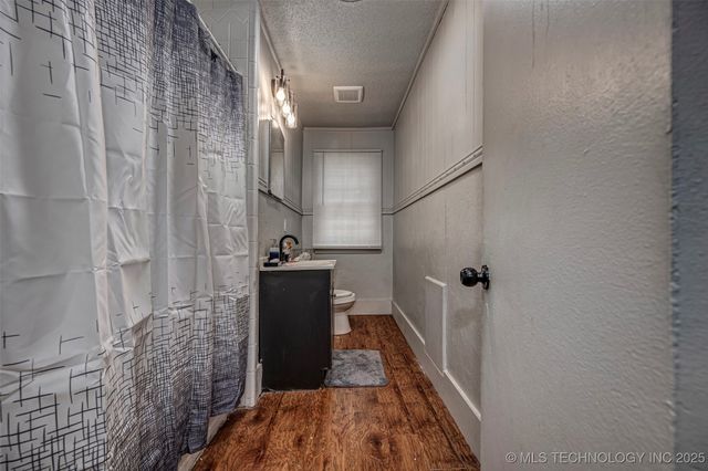 906 B Street NW, Ardmore, OK 73401