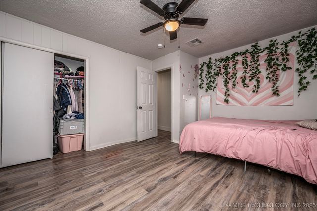 906 B Street NW, Ardmore, OK 73401