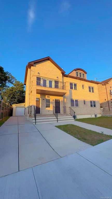 149-45 Hawtree Street, Ozone Park, NY 11417