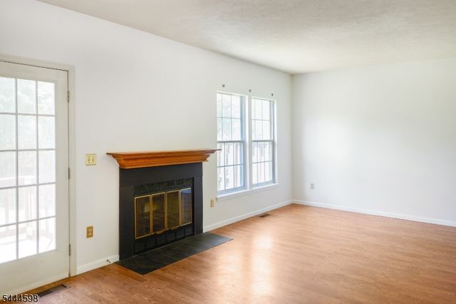 53 Castleton Rd, Montgomery Twp., NJ 08540