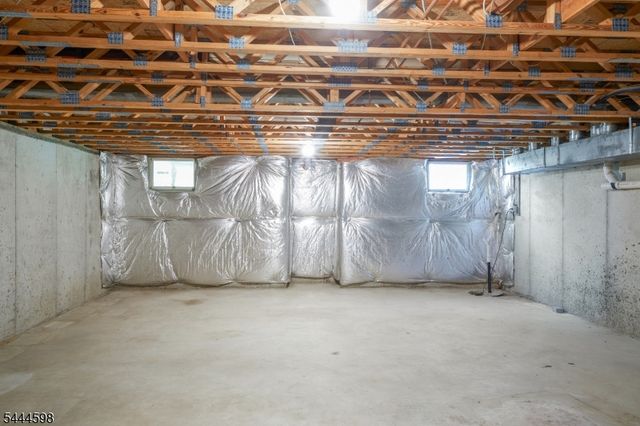 53 Castleton Rd, Montgomery Twp., NJ 08540