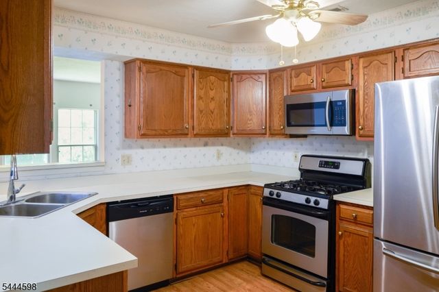 53 Castleton Rd, Montgomery Twp., NJ 08540