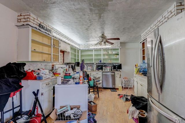 952 Twin Lakes Rd, Walsenburg, CO 81089