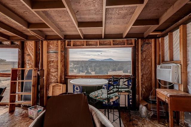 952 Twin Lakes Rd, Walsenburg, CO 81089